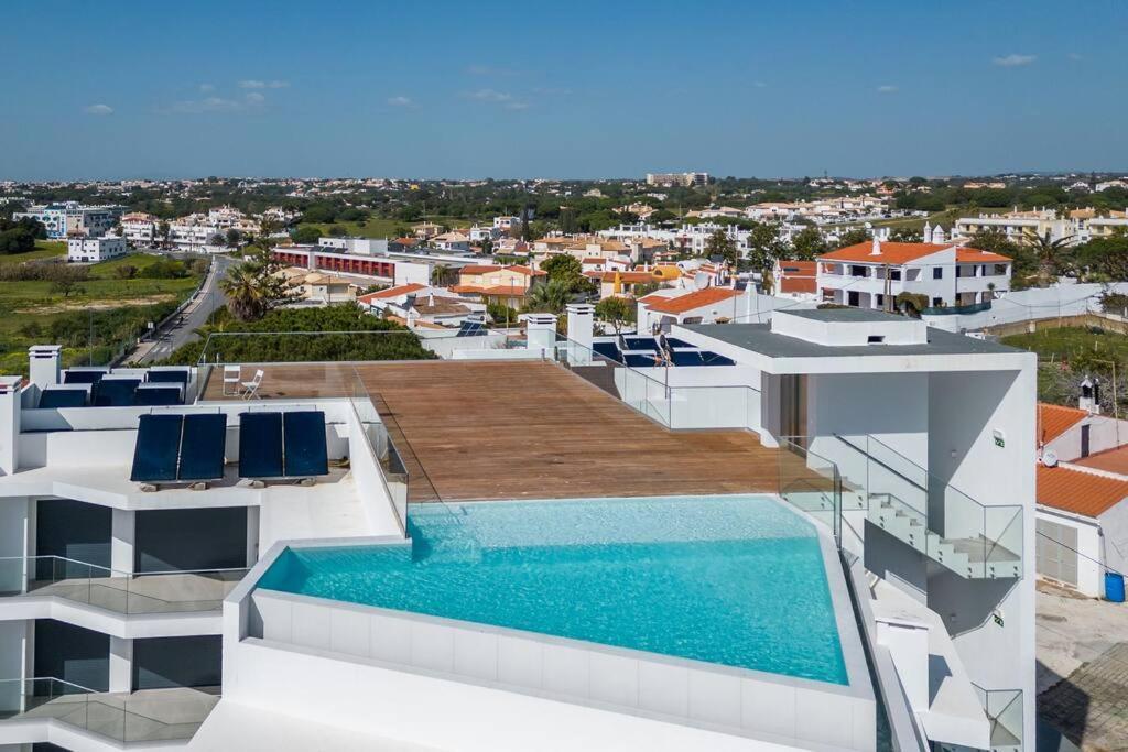 Perfect Place To Escape To With Rooftop Infinity Pool Lejlighed Olhos de Agua  Eksteriør billede